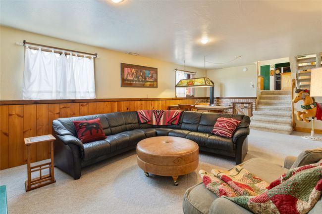 Lower Level Living Room / Den | Image 41