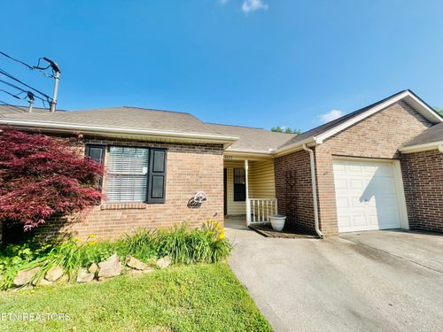 8637 Denmark St, Knoxville, TN, 37931-4366 | Card Image