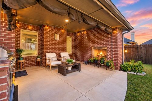 2924 Oak Hill Avenue, Edmond, OK, 73034 | Card Image