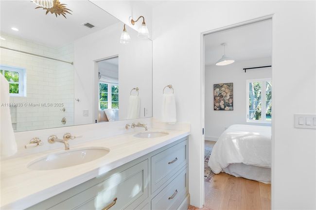 1225 N Greenway Dr, House other with 5 bedrooms, 5 bathrooms and null parking in Coral Gables FL | Image 45