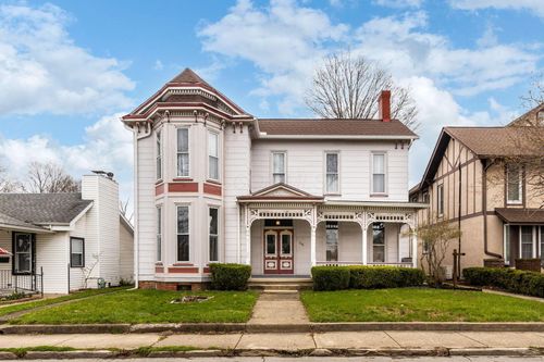 208 N Scioto St, Circleville, OH, 43113-1632 | Card Image