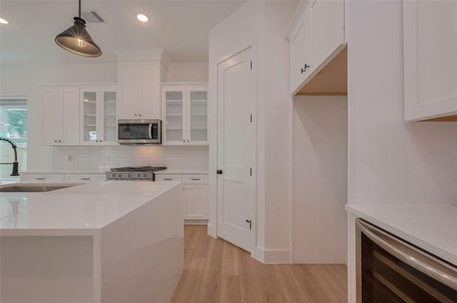 2532 Wall St, House other with 3 bedrooms, 3 bathrooms and 2 parking in Houston TX | Image 15