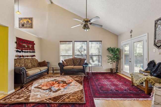 116 Wilshire Ct, Townhouse with 2 bedrooms, 2 bathrooms and null parking in Irving TX | Image 16