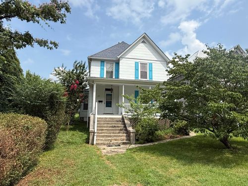412 W Ridgeway St, Clifton Forge, VA, 24422-1339 | Card Image