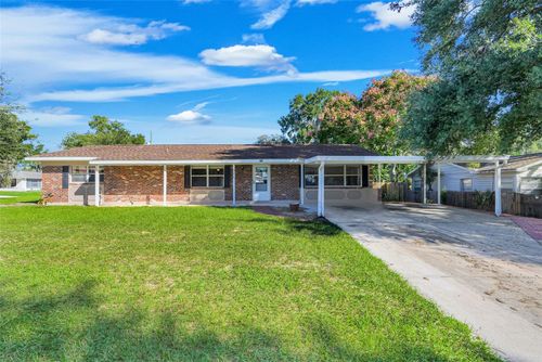 990 Linden Street, CLERMONT, FL, 34711 | Card Image