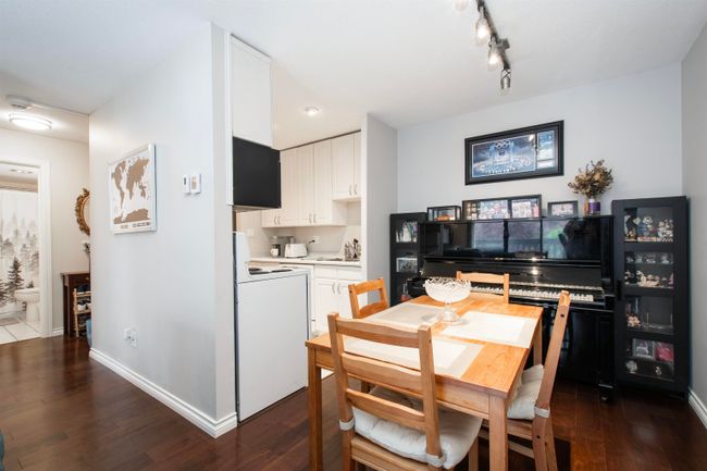 302 - 120 E 4 Th Street, Condo with 1 bedrooms, 1 bathrooms and 1 parking in North Vancouver BC | Image 8