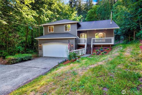 31528 W Lake Ketchum Rd, Stanwood, WA, 98292-9710 | Card Image