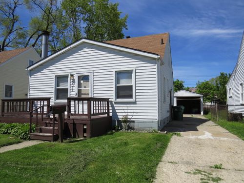 22021 Gascony Ave, Eastpointe, MI, 48021-2528 | Card Image