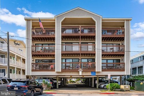 302-9 84th St, OCEAN CITY, MD, 21842-7727 | Card Image