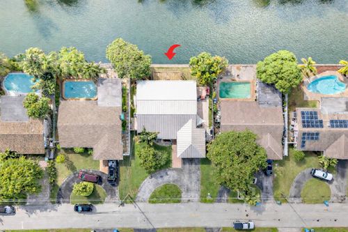 2000 Nw 38th St, Oakland Park, FL, 33309-4414 | Card Image