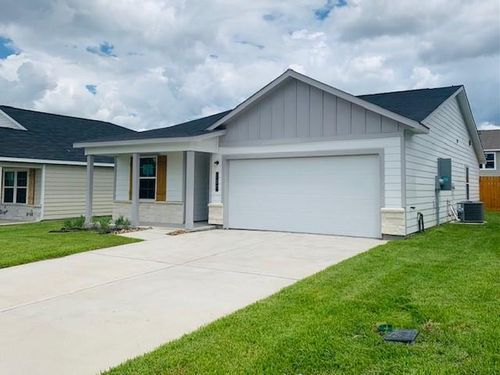 107 Bering Drive, Huntsville, TX, 77320 | Card Image