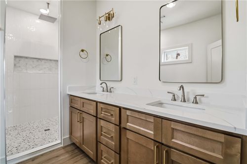 3 Houghton Ln, Bella Vista, AR, 72714-3922 | Card Image