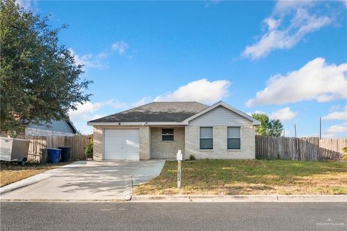 1804 Grayson Ave, McAllen, TX, 78504-5864 | Card Image