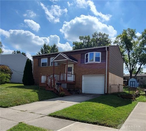330 Ellenwood Dr, West Carrollton, OH, 45449-2127 | Card Image