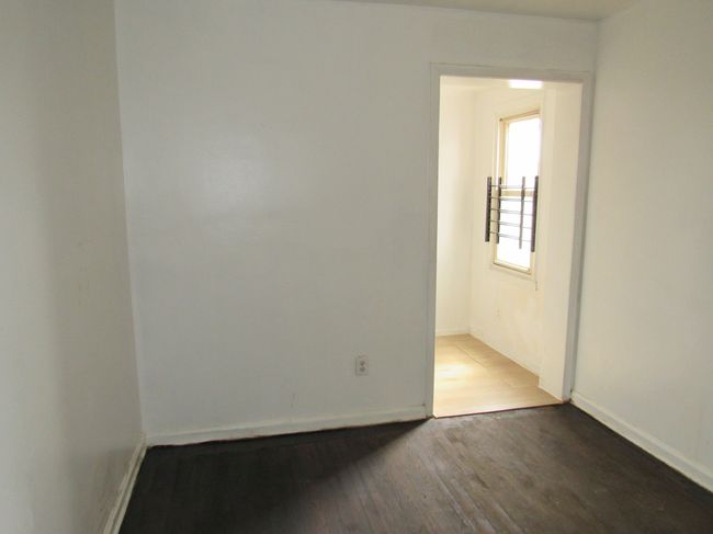 18400 Plainview Ave, House other with 3 bedrooms, 2 bathrooms and null parking in Detroit MI | Image 9