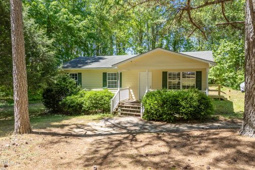 145 Mark St, Franklinton, NC, 27525-8274 | Card Image