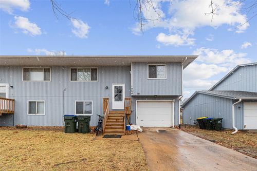 1454 Aber Ave, Iowa City, IA, 52246-4700 | Card Image