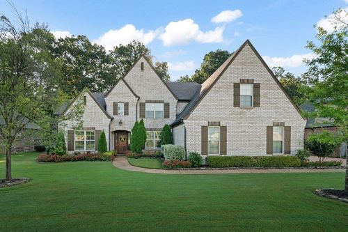 3648 Romano Way E, Germantown, TN, 38138-7389 | Card Image