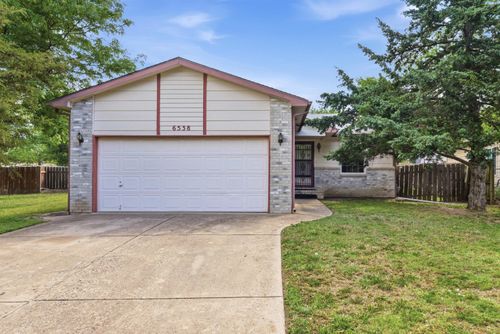 6538 N Longmont St, Park City, KS, 67219-1636 | Card Image
