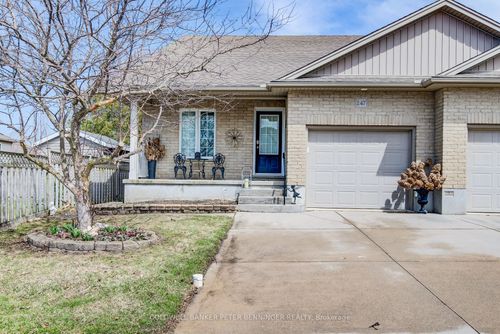 247 Armstrong St W, Listowel, ON, N4W3V8 | Card Image