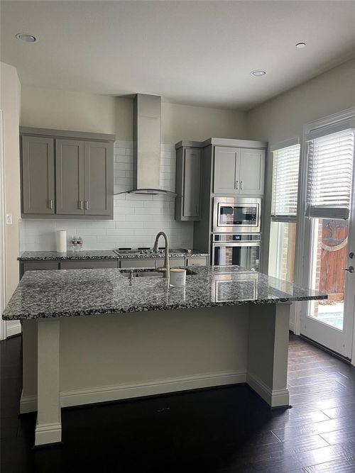 4909 Shore Crest Dr, Mckinney, TX, 75070-1584 | Card Image