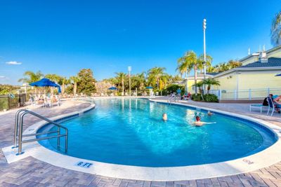 705 - 705 Gran Bahama Boulevard, Condo with 2 bedrooms, 2 bathrooms and null parking in Davenport FL | Image 3