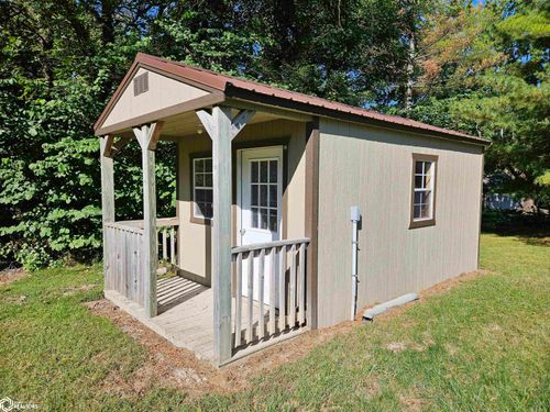 11345 Timberlake Dr, West Burlington, IA, 52655-8518 | Card Image