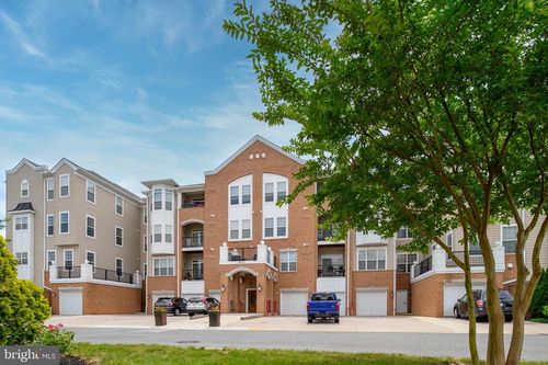 304-8601 Roaming Ridge Way, ODENTON, MD, 21113-3920 | Card Image