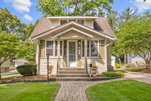 309 S 6th St, St. Charles, IL, 60174-2712 | Card Image