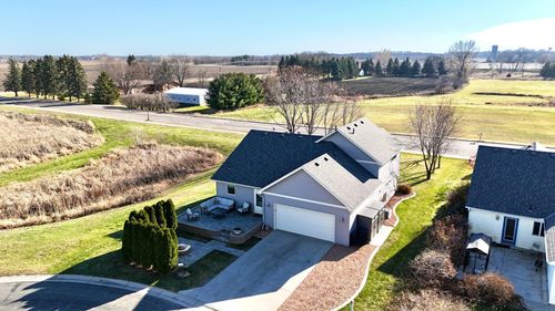 633 17th St S, Sartell, MN, 56377-2166 | Card Image