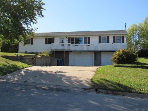 645 N Birch St, Monticello, IA, 52310-1124 | Card Image