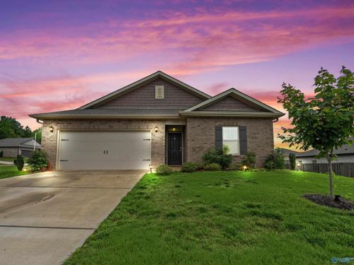 146 Oak Fletcher Dr, Harvest, AL, 35749-4910 | Card Image