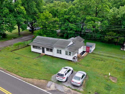710 2nd St, South Pittsburg, TN, 37380-1006 | Card Image