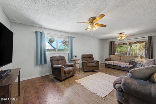 2227 W Rovey Ave, Phoenix, AZ, 85015-1947 | Card Image