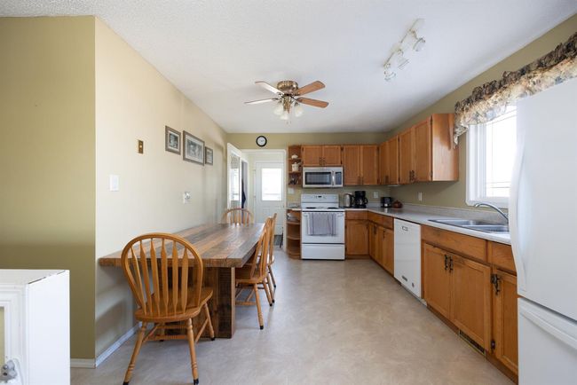 104 Simpson Way, House detached with 3 bedrooms, 2 bathrooms and 8 parking in Fort Mcmurray AB | Image 6