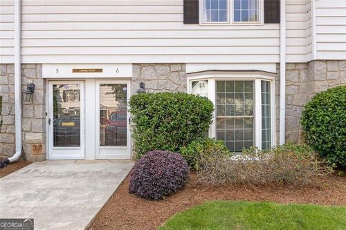 6-136 Peachtree Memorial Dr Nw, Atlanta, GA, 30309-1096 | Card Image