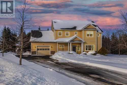 147 Bell Cres, Charlottetown, PE, C1E1Y8 | Card Image