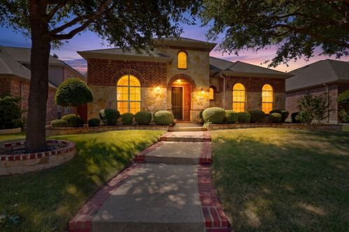 15827 Buffalo Creek Dr, Frisco, TX, 75035-6807 | Card Image