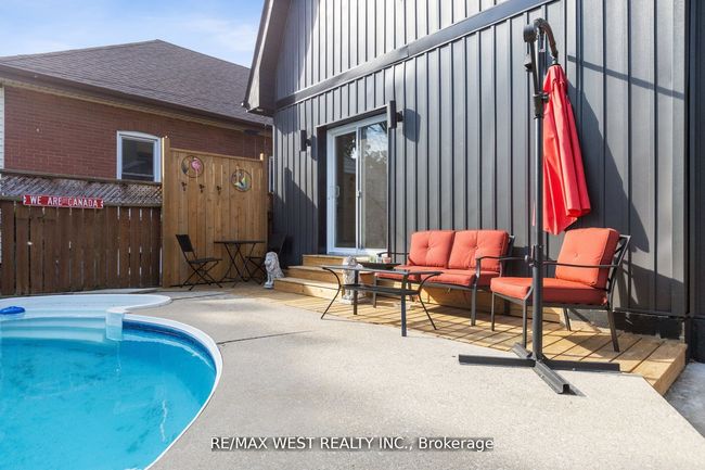 48 Burwell St, House other with 3 bedrooms, 2 bathrooms and 3 parking in Brantford ON | Image 23
