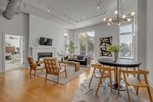 apt-208-205 31st Ave N, Nashville, TN, 37203-1599 | Card Image