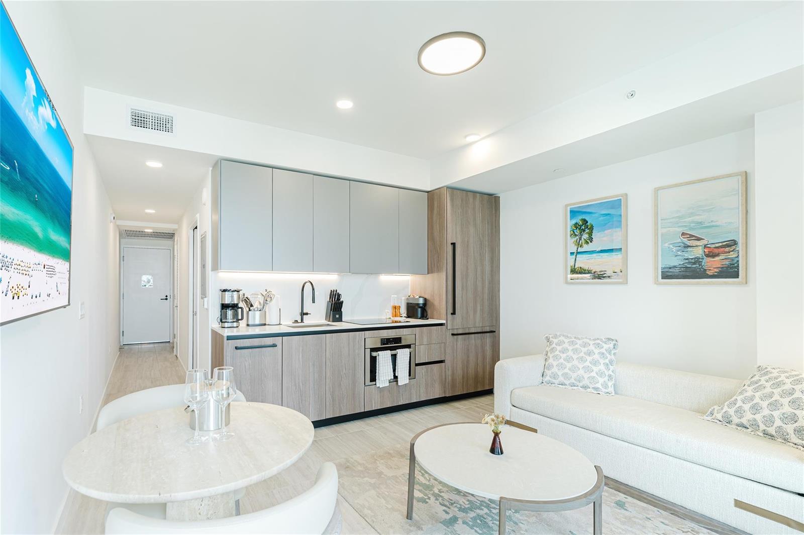 Residential Lease in Miami Beach 5