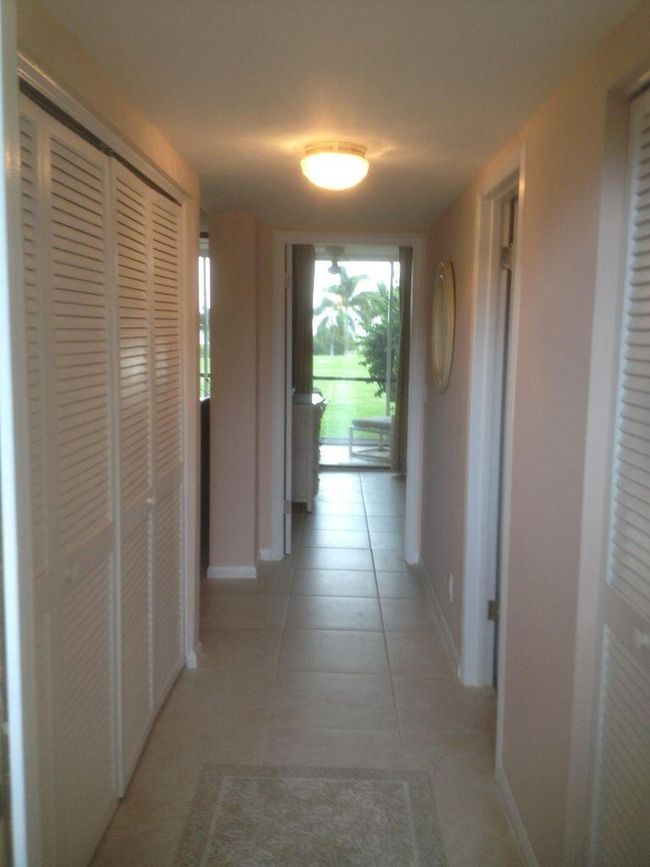 APT-103 - 3492 Ne Causeway Blvd, Condo with 2 bedrooms, 2 bathrooms and null parking in Jensen Beach FL | Image 5