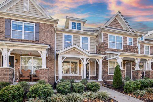 1436 Riverbrook Dr, Hermitage, TN, 37076-3574 | Card Image