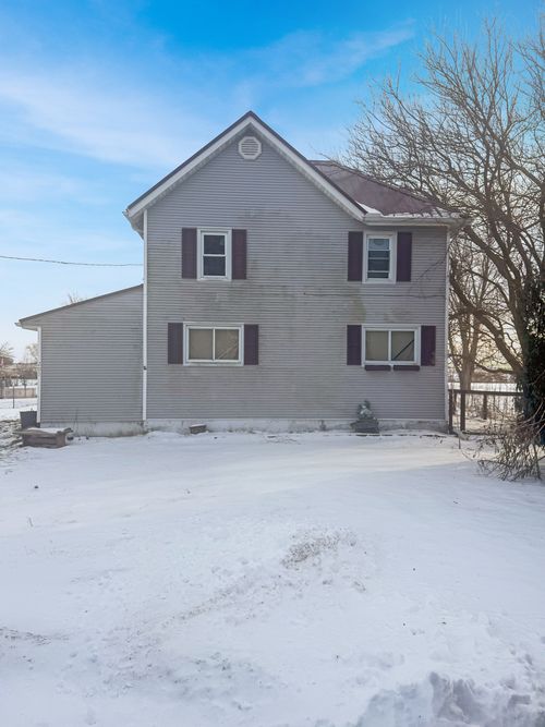 205 Shellhammer St, Harmon, IL, 61042-9424 | Card Image