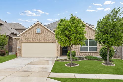 15720 Barton Ridge Dr, Fort Worth, TX, 76177-1617 | Card Image
