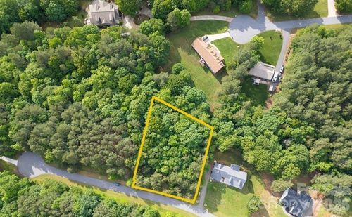 36-136 Oak Point Ln, Stony Point, NC, 28678-9046 | Card Image
