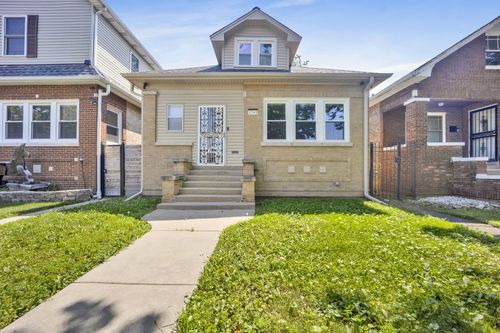 1743 N Moody Avenue, Chicago, IL, 60639 | Card Image