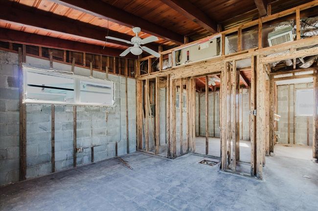 596 S Bayshore Dr, House other with 2 bedrooms, 1 bathrooms and null parking in MADEIRA BEACH FL | Image 8
