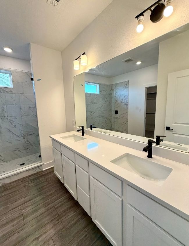 170 Prodigal Way, House other with 3 bedrooms, 3 bathrooms and 2 parking in Kyle TX | Image 6