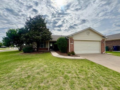 2500 Flame Lily Road, Oklahoma City, OK, 73128 | Card Image